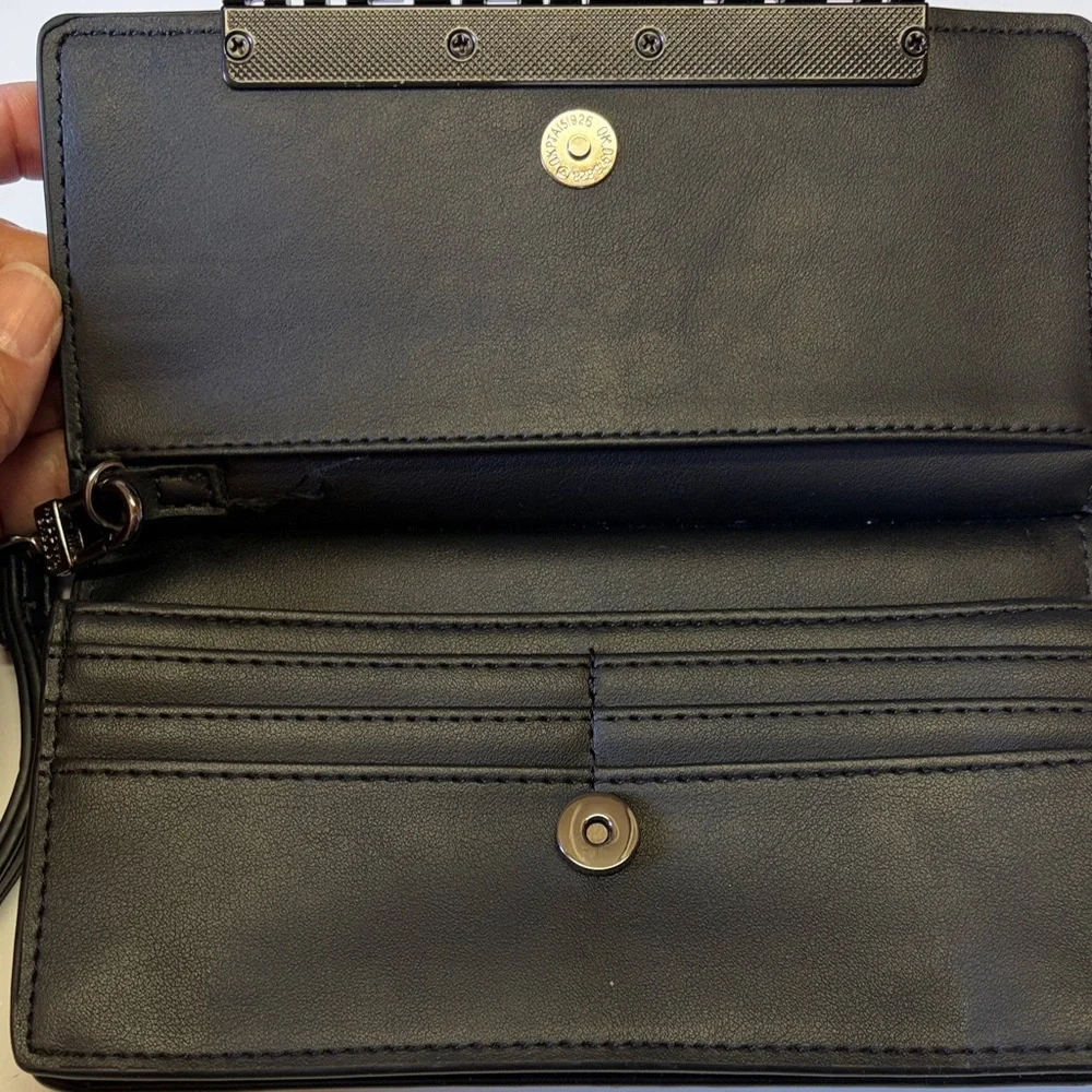 Steve Madden Black Wristlet Clutch - Picture 2 of 4